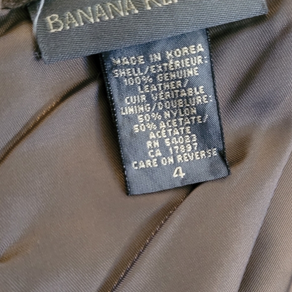 NWOT BananaRepublic leather skirt - Picture 9 of 10